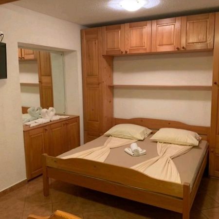 Appartments Mali Raj Врсар Экстерьер фото